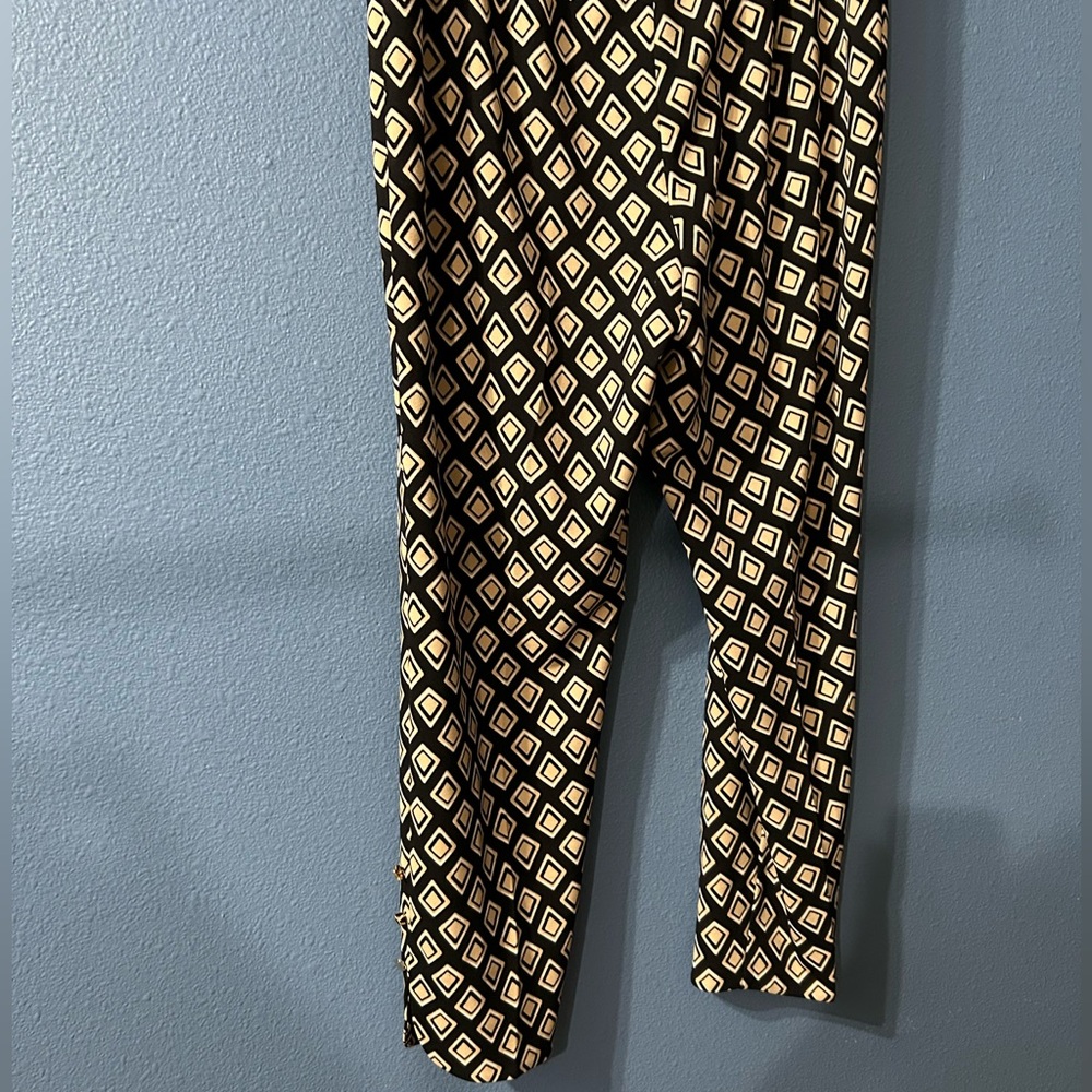 Dennis Basso Luxe Crepe Printed Ankle Pants wButtonDetail Size Medium Stretchy